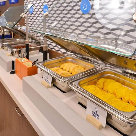 Holiday Inn Express Hotel & Suites North Kansas City By Ihg Esterno foto