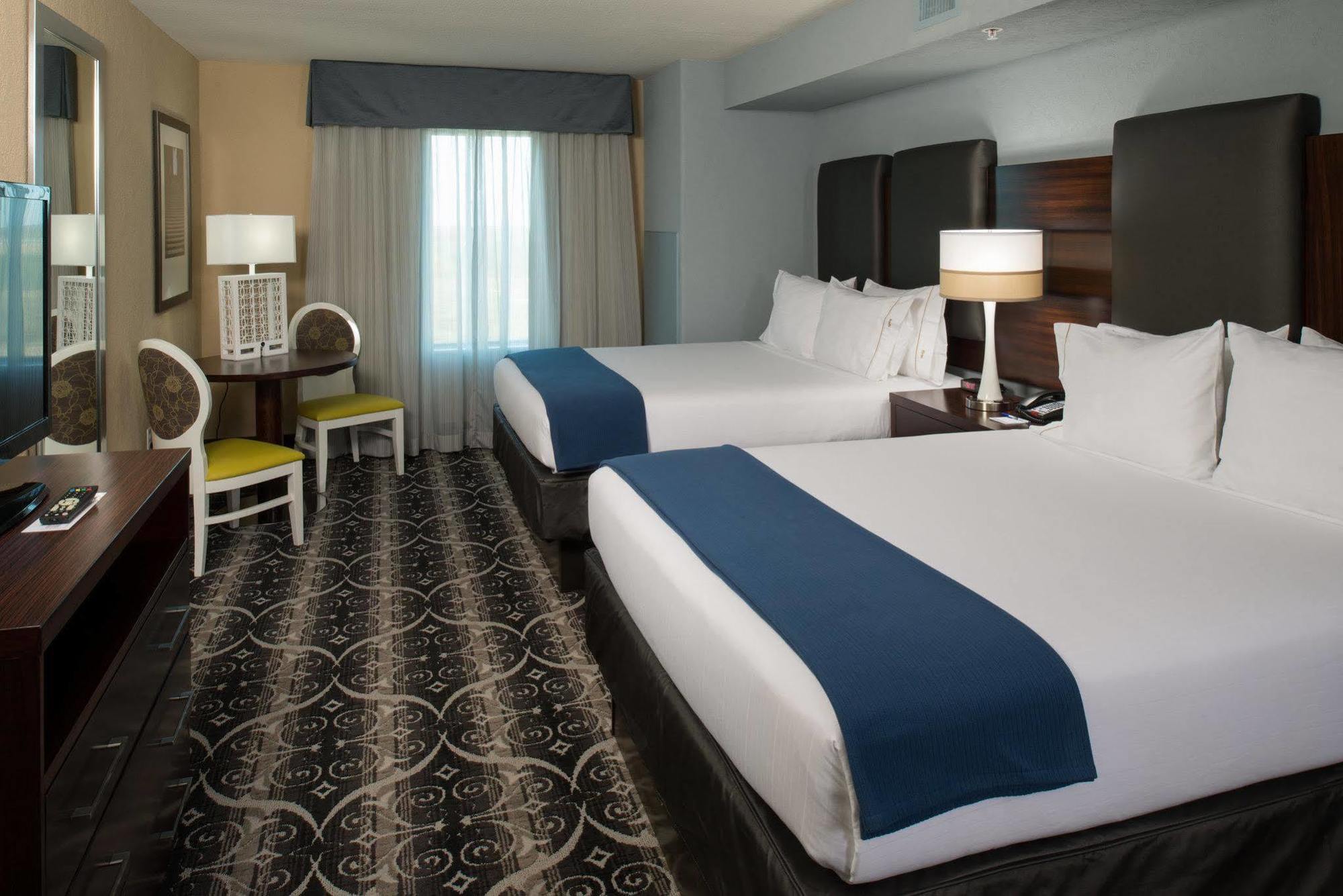Holiday Inn Express Hotel & Suites North Kansas City By Ihg Esterno foto