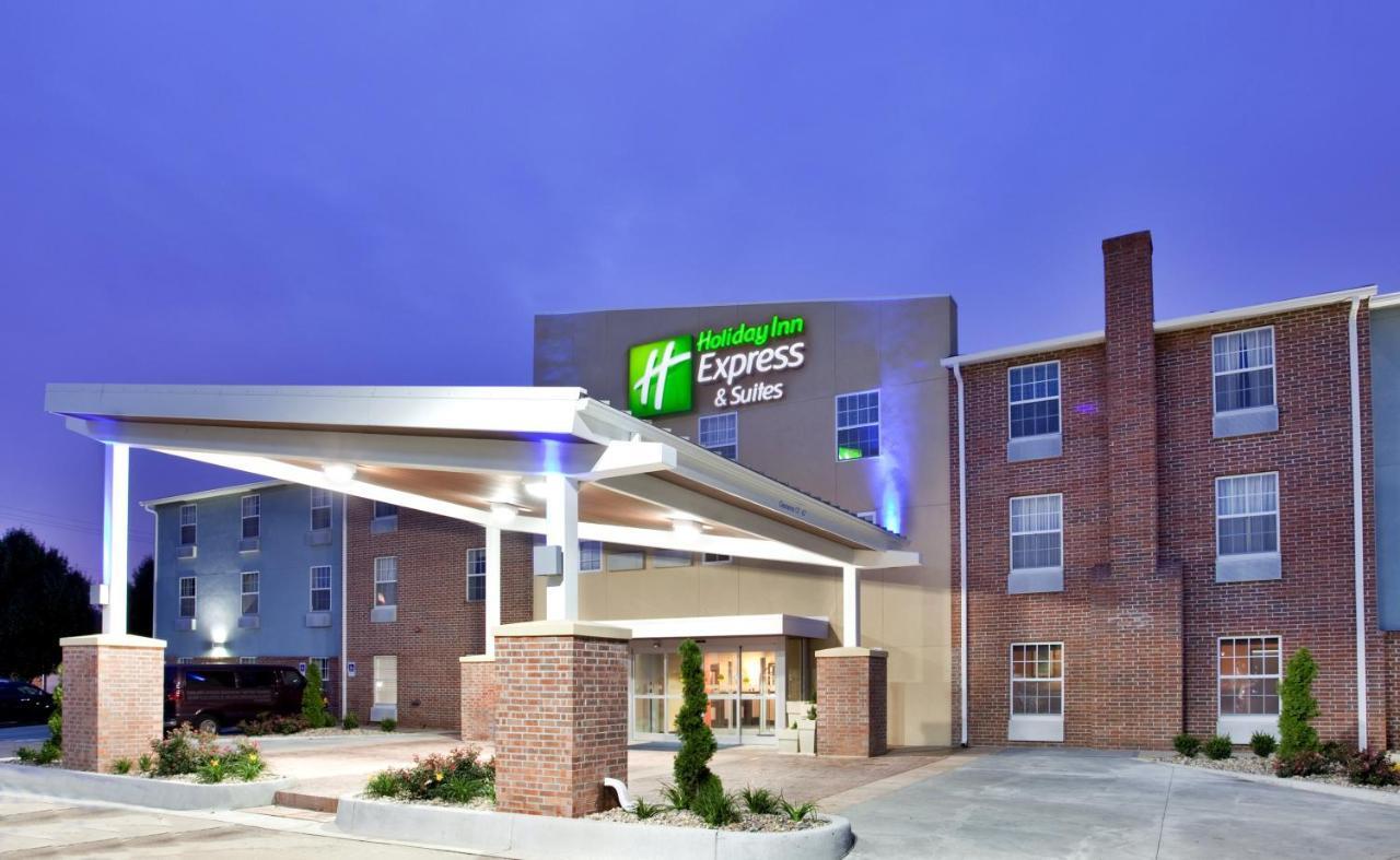 Holiday Inn Express Hotel & Suites North Kansas City By Ihg Esterno foto
