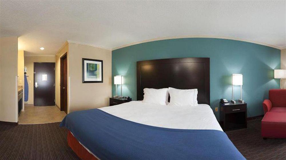 Holiday Inn Express Hotel & Suites North Kansas City By Ihg Esterno foto